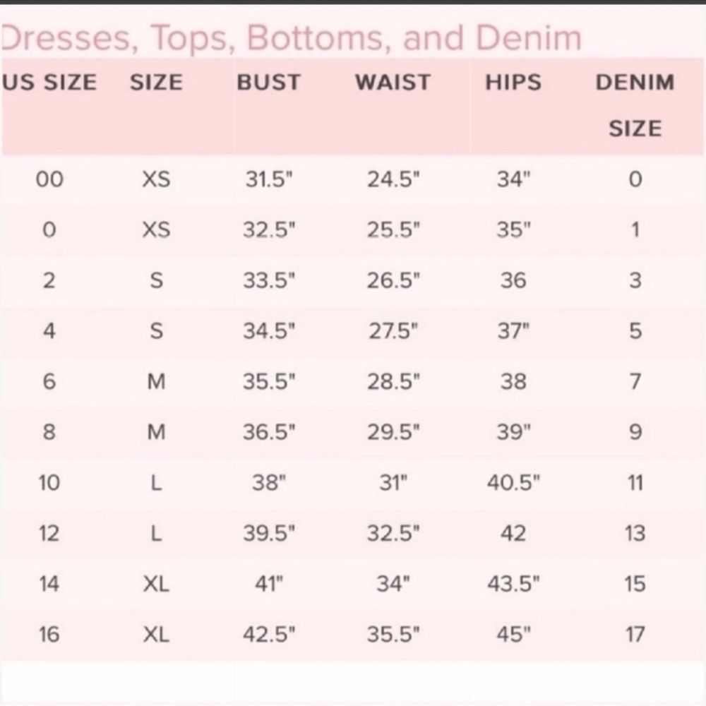 New Francesca’s Alice Twist Crop Ivory Cami Top - Picture 6 of 6